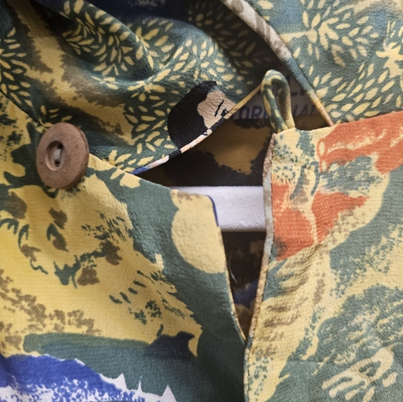 Avanti Vintage 90’s Hawaiian Short Sleeve Button Down 100% Silk Shirt. - Picture 8 of 12